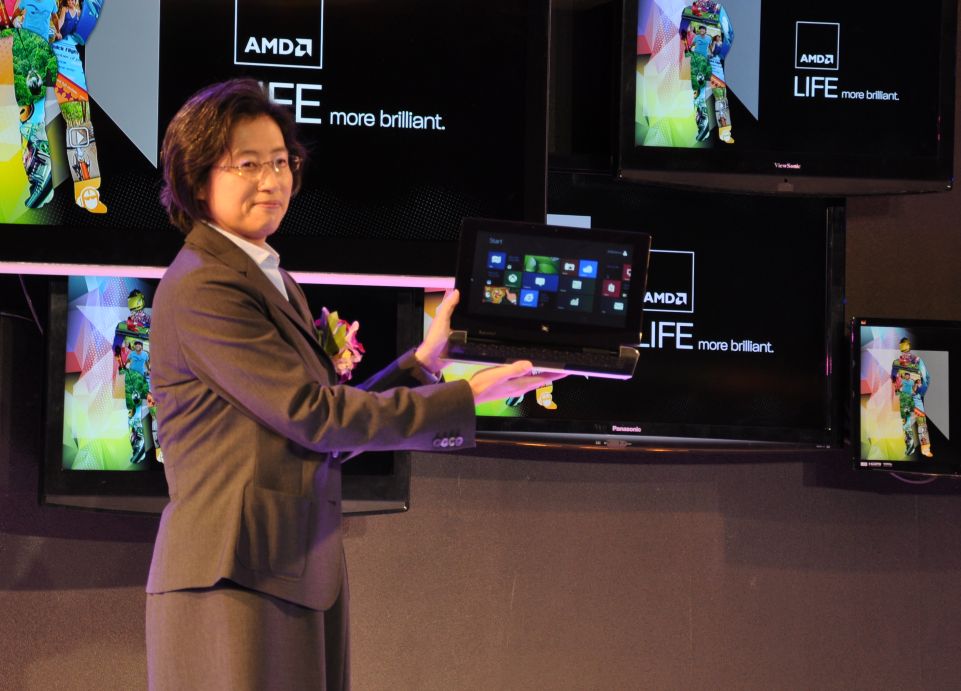 AMD's Lisa Su reveals Windows 10 late July release