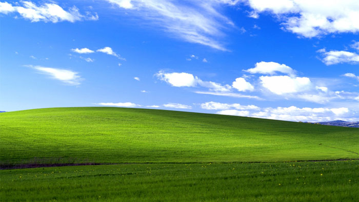 Bliss, Windows XP default wallpaper