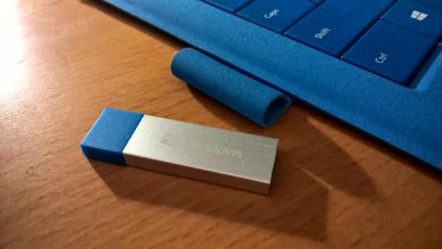 Running Windows 10 on any PC from a USB stick drive